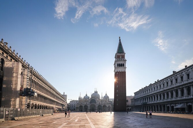 Private Best of Venice Walking Tour with St Mark's Basilica - Exploring Venice’s Quieter Backstreets and Architectures