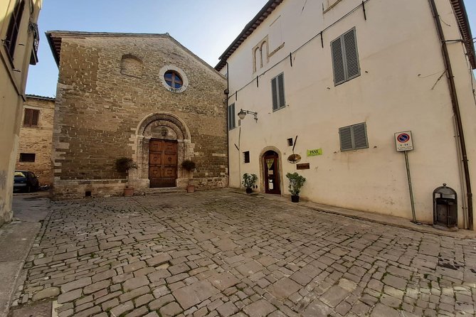 Private Bevagna Walking Tour with official guide - Key Points
