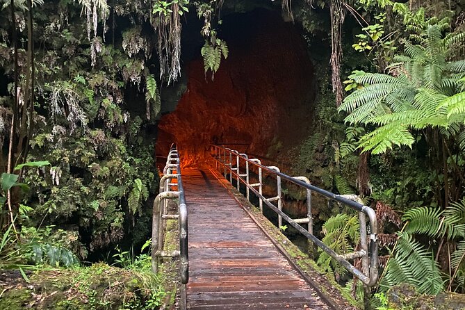 Private Big Island Customizable 14 person Tour/Chauffeur Service - Experience the Ultimate Big Island Private Tour for Groups of Up to 14