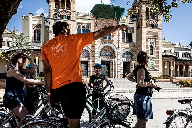 Private Bike Tour Seville - Palacio de San Telmo and Barrio Santa Cruz