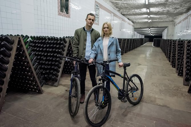 Private Bike Tour to Cricova Winery with wine tasting and lunch - Practical Details and Booking Tips