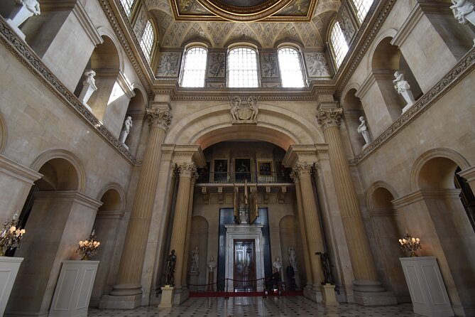 Private Blenheim Palace, the birthplace of Winston Churchill, Tour from London. - Visiting Winston Churchill’s Final Resting Place at St Martins Church