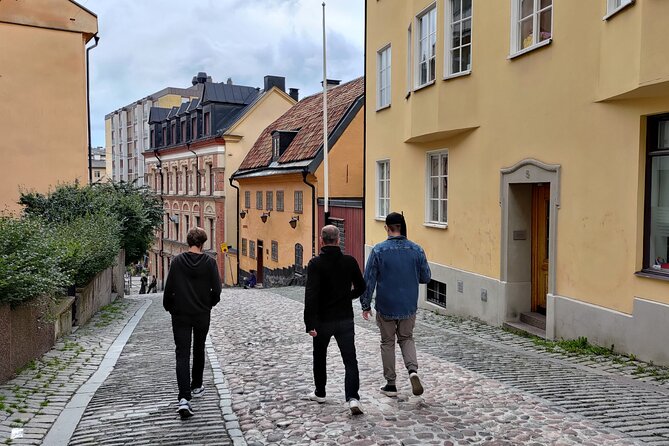 Private blood, ghosts and folklore Old Town 2h Stockholm tour - Discover Stockholm’s Dark Secrets with a Private Old Town Tour