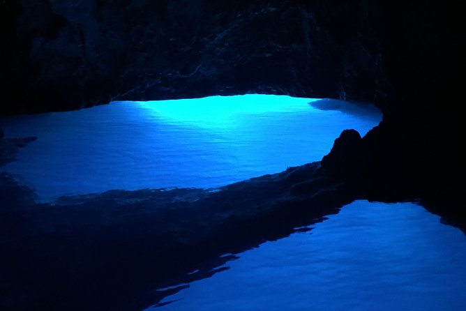 Private Blue and Green Cave Tour from Hvar Town - The Skippers and Their Role in the Journey