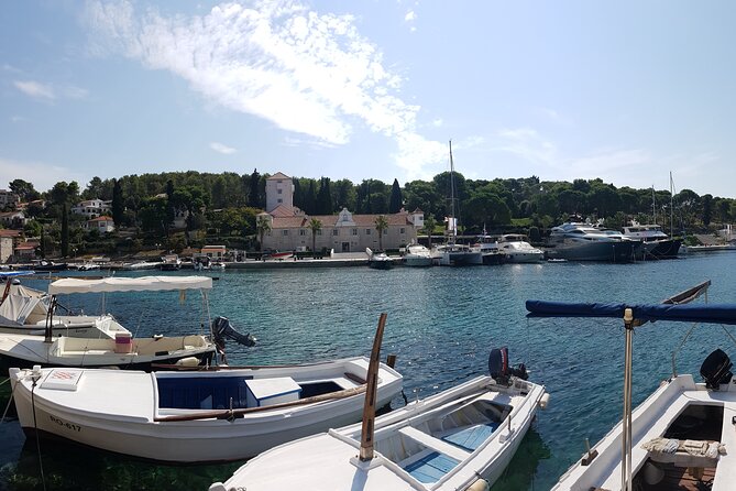 Private Blue Lagoon and Hidden Bays tour from Split & Brac for 12 - Discover the Coastal Charm of Solta Island