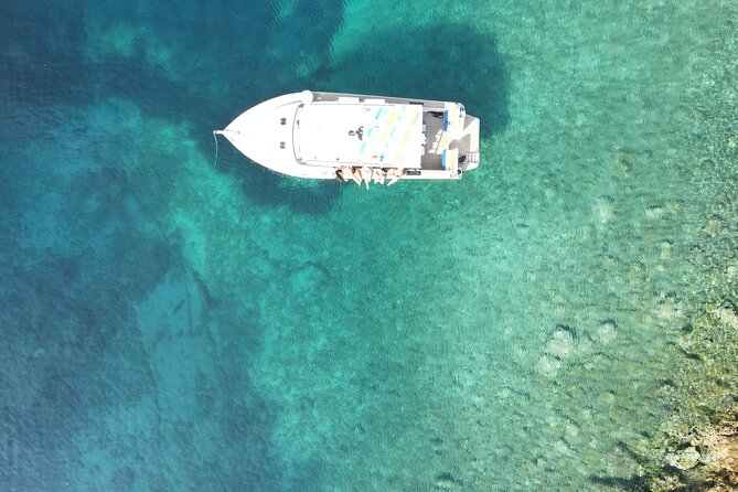 Private Blue Lagoon and Hidden Bays tour from Split & Brac for 12 - The Experience of the Guides and Crew