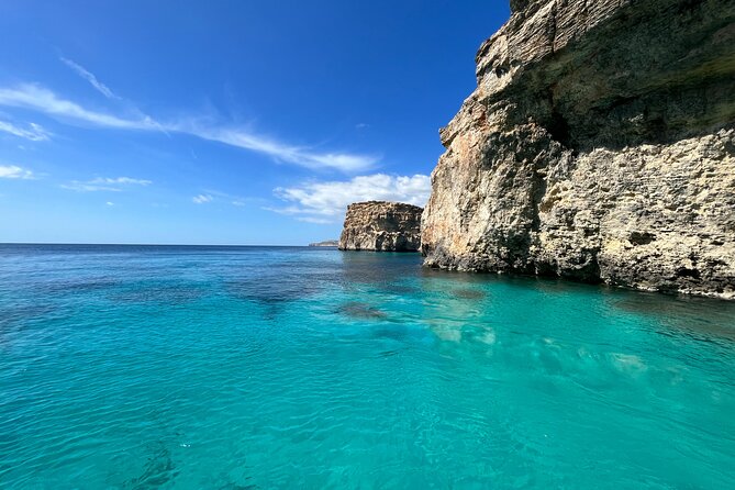 Private Boat Charter Blue Lagoon Crystal Lagoon and Comino - Onboard Comforts and Extras for a Relaxed Trip