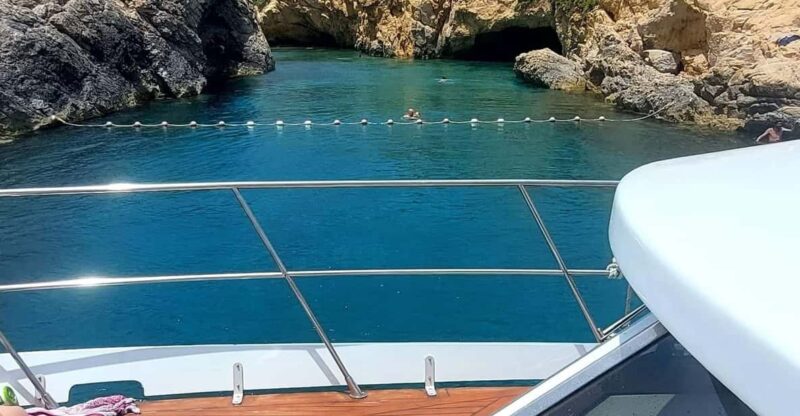 Private Boat Charter Rio 44 Full/half day Private Cruises - Frequently Asked Questions