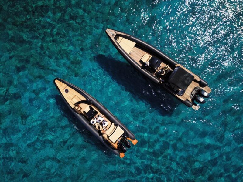 Private boat cruise Antiparos, Despotiko & Panteronisia - The Comfort of a Private Boat and Onboard Amenities