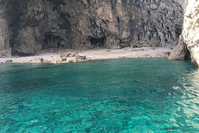 Private Boat Experience 4 Islands With Local Skipper - Sunj Beach and Lunch Options