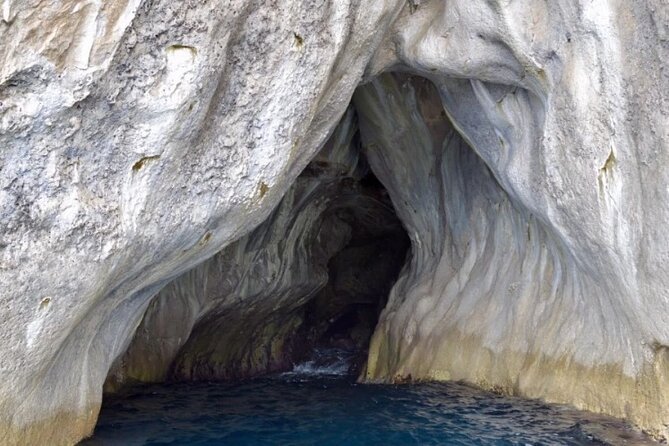 Private Boat Experience: Experience the Sea of Capri at its best 4 hours - Swimming and Relaxation in Crystal Clear Waters
