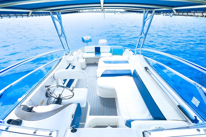 Private Boat Rental in Miami for 10 People - Additional Onboard Features for Comfort and Fun