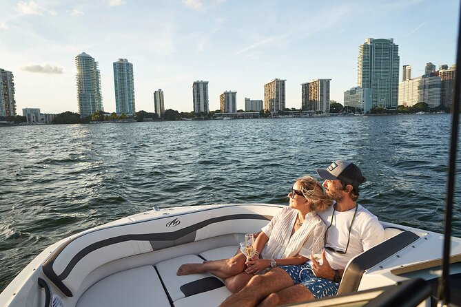 Private Boat Ride in Miami with Experienced Captain and Champagne - Discover the Private Miami Boat Ride with a Skilled Captain and Champagne