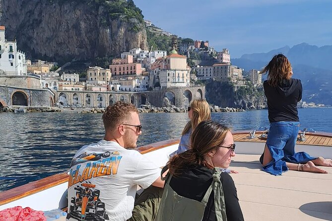 Private Boat Tour Along the Amalfi Coast - Departure from the Amalfi Port at 9:00 am
