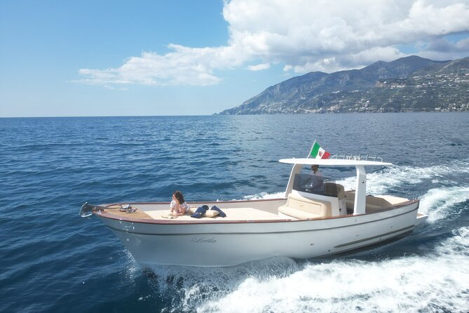 Private Boat Tour Along the Amalfi Coast - Lunch and Exploration: Customizable Options