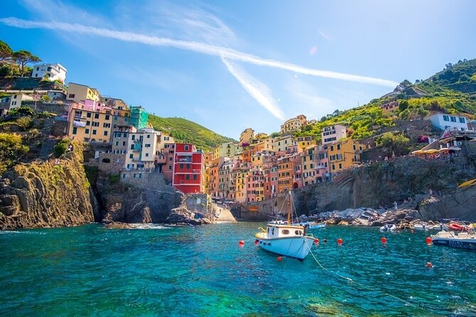 Private Boat Tour Along the Cinque Terre - Key Points