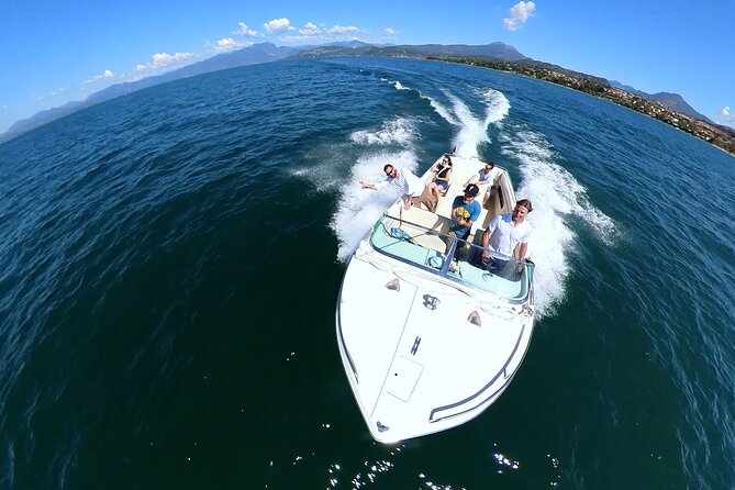 Private Boat Tour and Wine Tasting in Lazise - Visiting Villa Canossa: Wine Tasting with a View