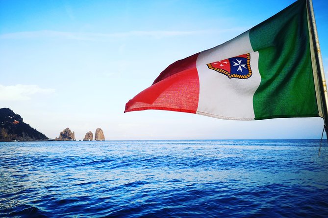 Private boat tour around Capri with Classy Gozzo - Snorkeling and Refreshments on Board