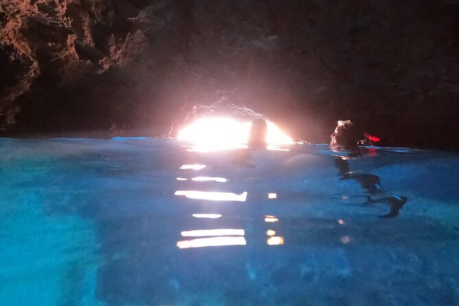 Private Boat Tour Dubrovnik and Elaphiti Islands - Relaxing at Sunj Beach and Optional Lunch