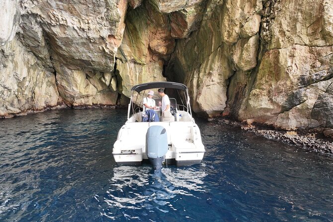 Private Boat Tour Dubrovnik and Elaphiti Islands - The Skipper and Crew: Friendly and Knowledgeable