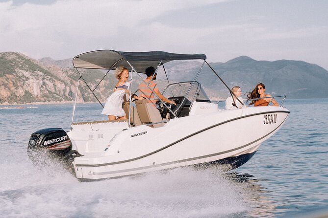 Private Boat Tour-Elafiti islands,Blue and green cave,Sandy Beach - Practical Logistics and Comfort