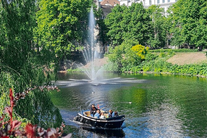 Private Boat Tour experience in Riga (City Canal and Daugava) - Exploring Riga’s Canal and City Center