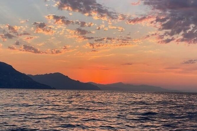 Private Boat Tour from Positano to the Amalfi Coast with Drinks - Key Points