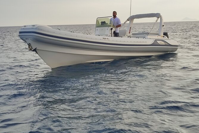 Private boat Tour in Santorini - The Skill and Knowledge of the Captain