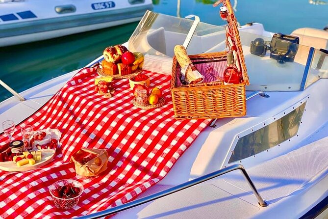 Private Boat Tour Nice, Villefranche, St Jean Cap Ferrat - Discovering the Highlights of the French Riviera by Boat