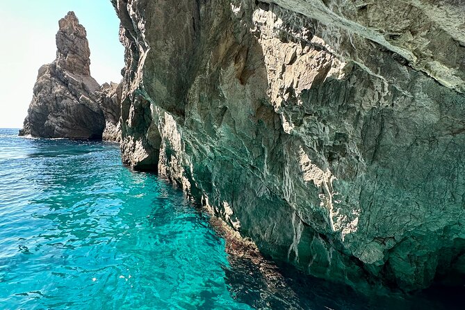 Private Boat Tour of Capri Island - The Guide: Local Expertise and Friendly Service