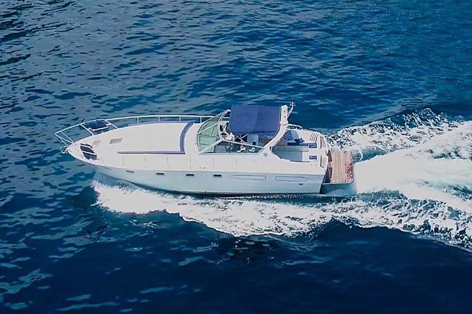 Private Boat Tour of Positano and Amalfi from Sorrento - Onboard Comforts and Included Amenities