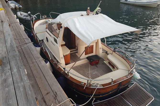 Private boat tour of the island of Capri - Included Amenities and Extra Costs