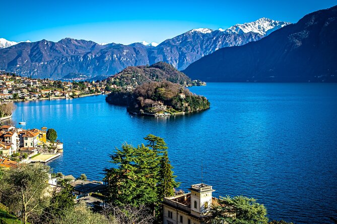 Private Boat Tour on Italian Gozzo on Lake Como - Private Residences and Iconic Villas