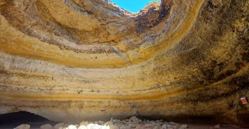 private boat tour to benagil caves - Visiting the Castle of Ferragudo and the Fishing Village of Carvoeiro