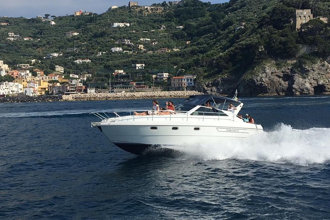 Private boat tour to Capri departing from Sorrento - Choosing How to Experience Capri