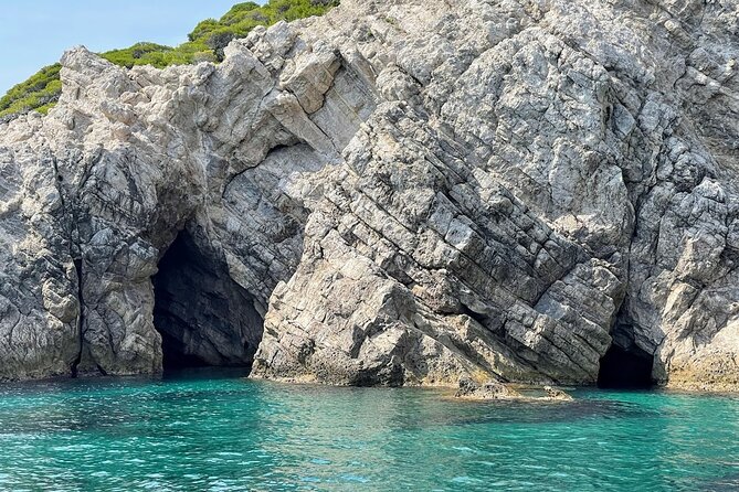 Private Boat tour to Elaphiti Islands 4h - Visiting the Blue Cave and Green Caves