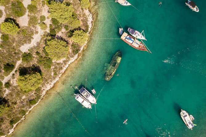 Private Boat tour to the Blue Lagoon & Solta - Swim, Snorkel, Tan and Relax! - The Comfort and Safety of the Well-Maintained Vessel