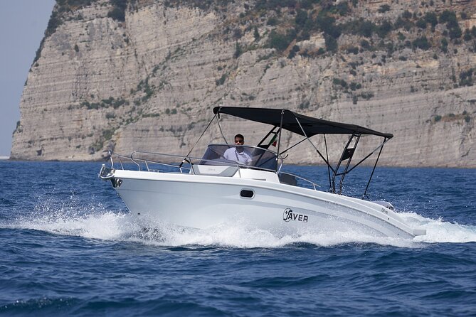 Private Boat Tour with Saver 7.50 WA - Launching from Positano with a Luxurious Boat: The Saver 7.50 Walkaround