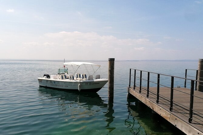 Private boat tour with wine and and food aperitif - Opportunities to Swim and Enjoy the Lake