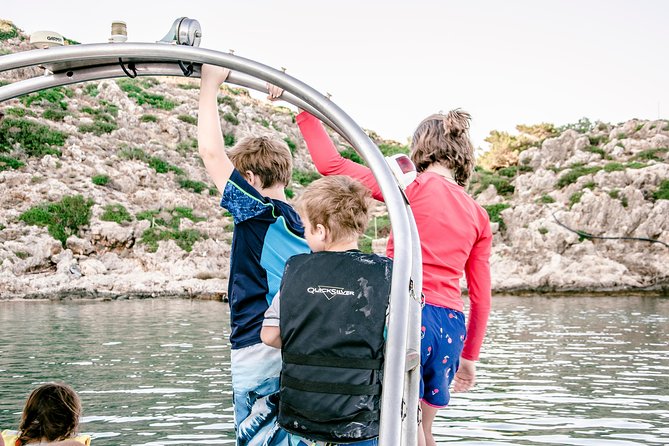 Private boat trip Chania - Thodorou - Lazaretta (price per group-up to 9 people) - Starting Point at Venetian Lighthouse in Chania