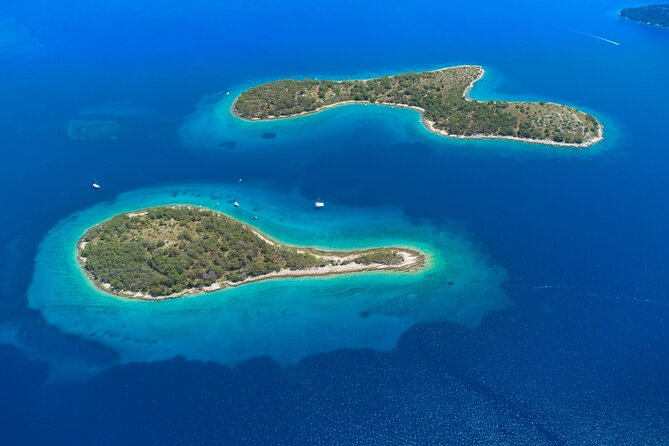 Private Boat Trip Swim and Chill in Crystal Blue ibenik half day - Otrica Peninsula and the Historic Wall