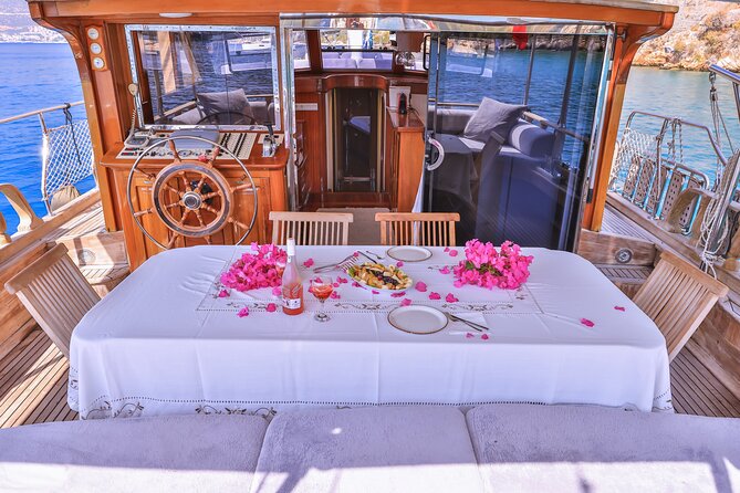 Private Boat Trip to Kas Islands including BBQ Lunch - Exploring the Kas Islands on a Private Gulet