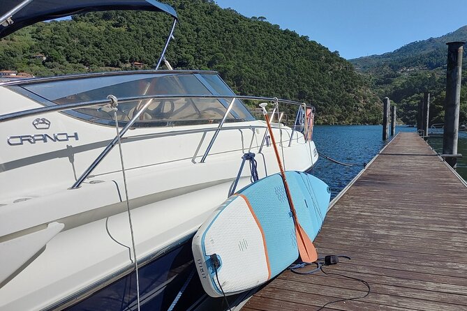 Private boat trip with lunch in a typical restaurant - Key Points