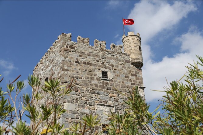 Private Bodrum City Tour for Cruise Passangers - The Iconic Windmills: Picturesque Hilltop Views