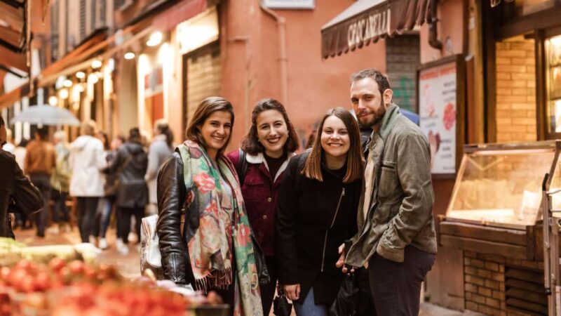 Private Bologna Intro Tour with a Local, Flexible & Custom - Key Points