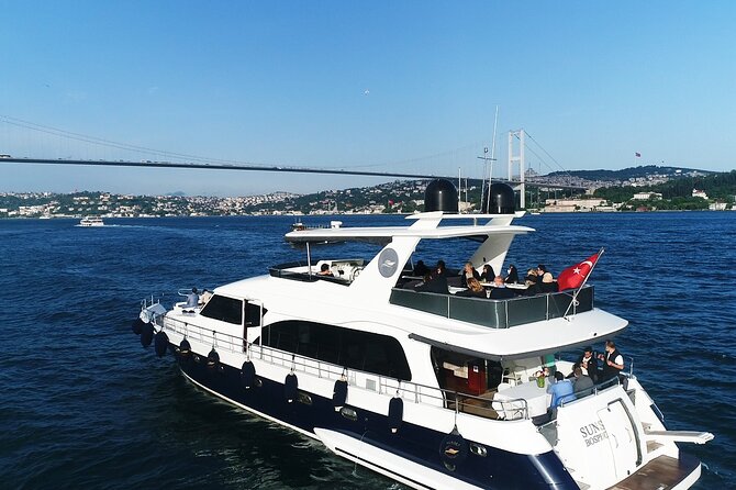 Private Bosphorus Sightseeing Cruise on Luxury Yacht - Practical Details: Meeting Point and Amenities