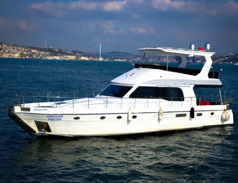 Private Bosphorus Yacht Tour Istanbul - Discover Istanbul’s Beauty on a Private Bosphorus Yacht Cruise