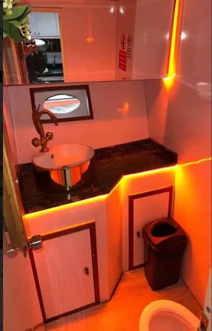 Private Bosphorus Yacht Tour Istanbul - Key Points