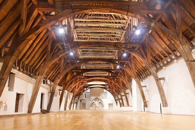 Private Bruges Churches Tour: Discover Michelangelo's Masterpiece - The Medieval Atmosphere of Cathedrale Saint Sauveur