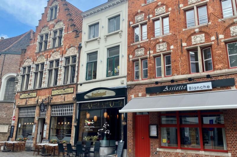 Private Bruges Full-day trip by Mercedes from Paris - Private Bruges Day Trip: Luxury Transport & Guided Exploration